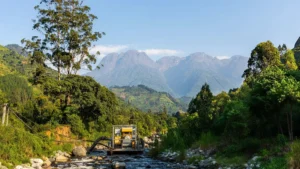 Cable-Laid vs Remote-Operated Dredges_ What Works Best for the DRC’s Rivers_